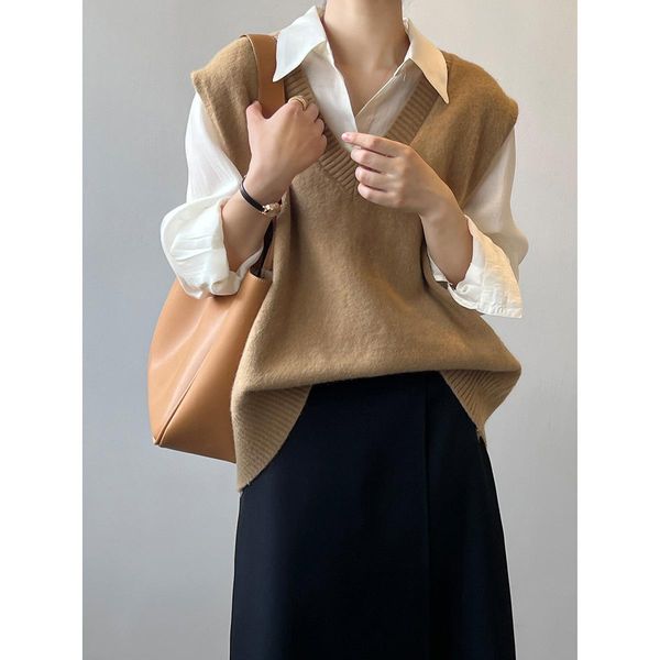 

vests vneck pullover knitted vest for women 2022 autumn new korean soft waxy loose stacked vest, Black;white