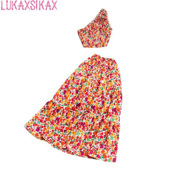 

dress 2022 new summer beach vacation women sets gorgeous floral skew collar elastic crop and long skirt two piece set, White