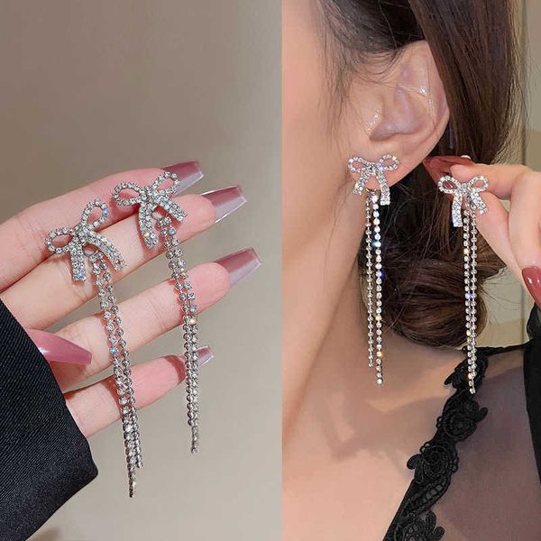 

charm jwer two wear way bowknot crystal drop earrings for women geometric long tassel rhinestone earrings statement jewelry aa230421, Golden
