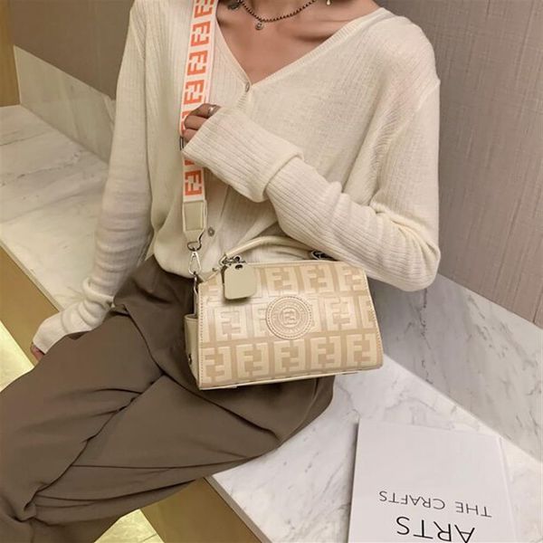 

f leather camera bag purse evening bag letter embossing designer wallet presbyopic card holder backpack 6 colors257g