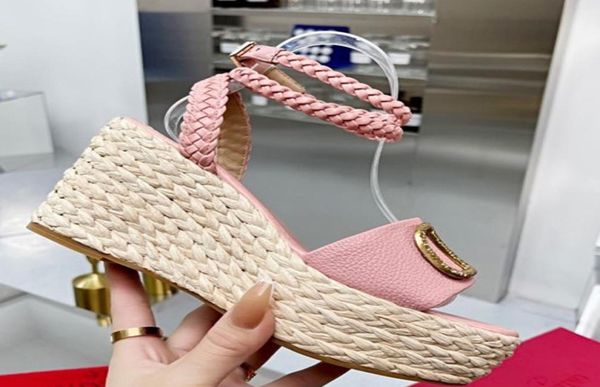 

luxury designer brands sandals high heels shoes new fashion 2022 women slipper shoes genuine leather1260722, Black
