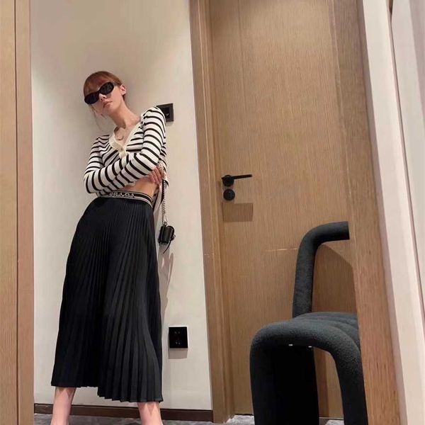 

34% off family spring/summer new temperament casual letter ribbon waist slim pleated mid half length skirt, Black