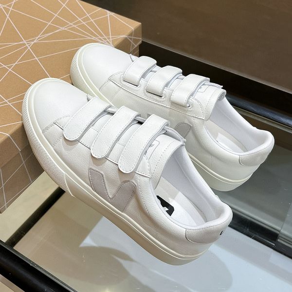 

luxury mens and womens shoes designer casual shoes four seasons veja white sports womens board shoes comfortable cowhide flat bottomed germa, Black