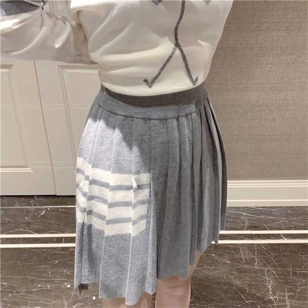 

34% off tb pleated summer slimming waisted four bar umbrella asymmetric anti glare mid short a-line half skirt trendy, Black