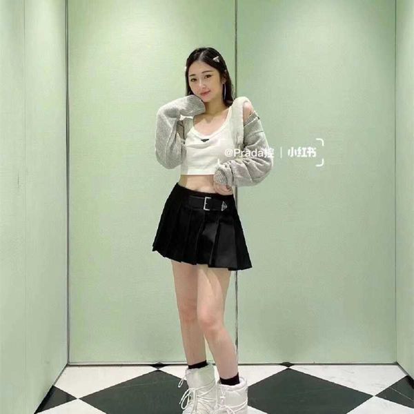 

36% off family spring/summer new fashion classic triangle metal rib round neck ultra short versatile tank top, White