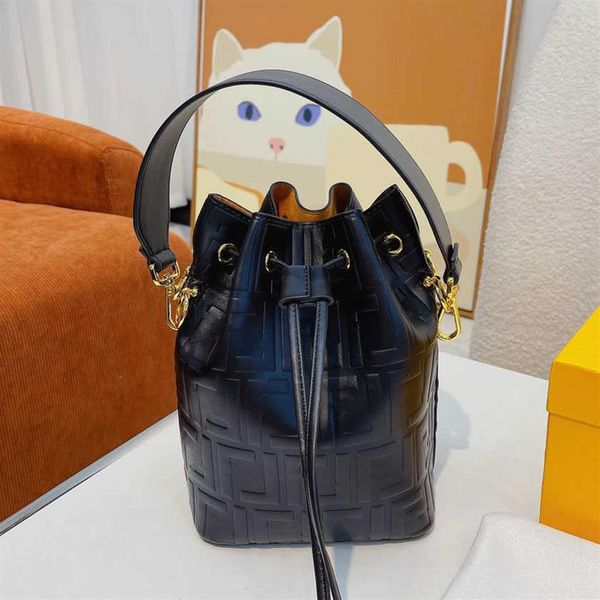 

2022 women's bucket bag 2f brown leather mini buckets bags comes with a drawstring and metal embellished in black hand-painte231s