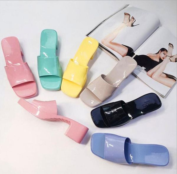 

luxury womens sandals designer rubber slippers candy color flat bottom jelly outdoor beach slippers9976851, Black