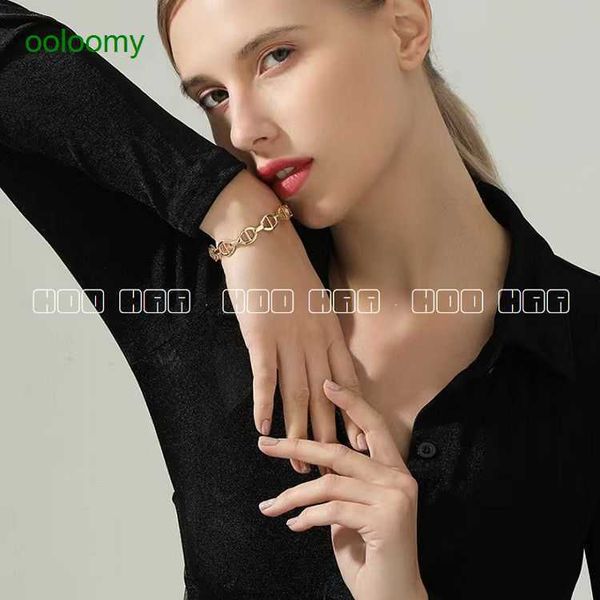 

hemres designer bracelet gold bracelet for women ins same light luxury opening japanese and korean simple pig nose creative personalized bra, Black