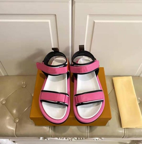 

2022ss new shoes pool pillow comfort sandals features adjustable straps size 3542 bnxc8881012505, Black