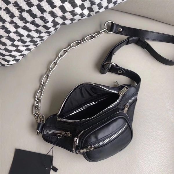 

high-end classic fannypack designer waist bag fashion trend street style zip decoration closed mouth multiple back method o251z