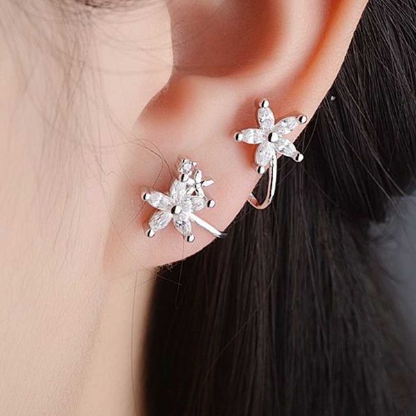 

charm 2022 fashion korean flower rhinestone ear cuffs clip for women cute vintage fake piercing earrings jewelry accessories gift new aa2304, Golden