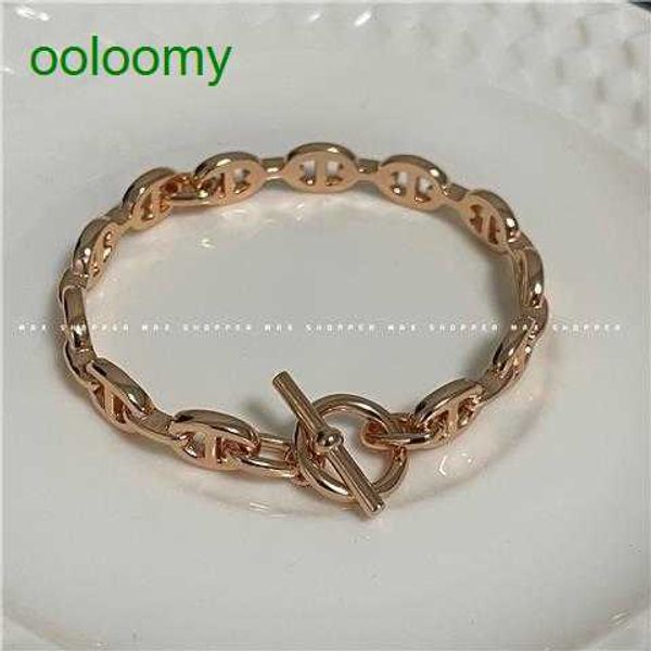 

hemres designer bracelet buckle pig nose smooth face high grade feel silver plated rose gold small and luxury opening gold bracelet for wome, Black