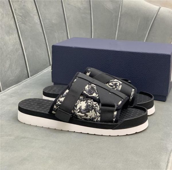 

designer mens sandals genuine leather sippers staggered buckle strap summer outdoor flip flops platform casual slipper shoes with 1594558, Black