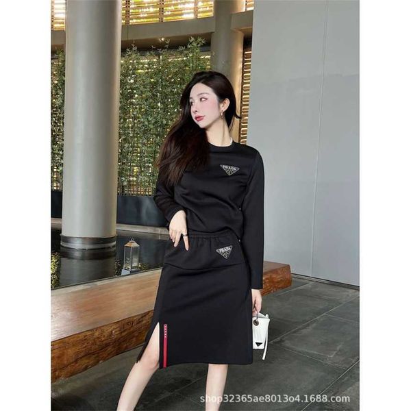 

30% off family spring/summer new pinned pearl triangle space cotton classic pullover sweater with elastic waist half skirt, White