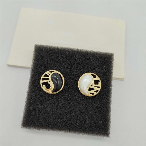 

2023 luxury quality charm drop earring with black and white color design stud have box stamp ps7521a3130, Golden