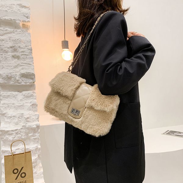 

Outlet factory ladies shoulder bags 4 colors niche design solid color plush chain bag flip buckle retro handbags winter popular Mao Mao handbag 0376#, White