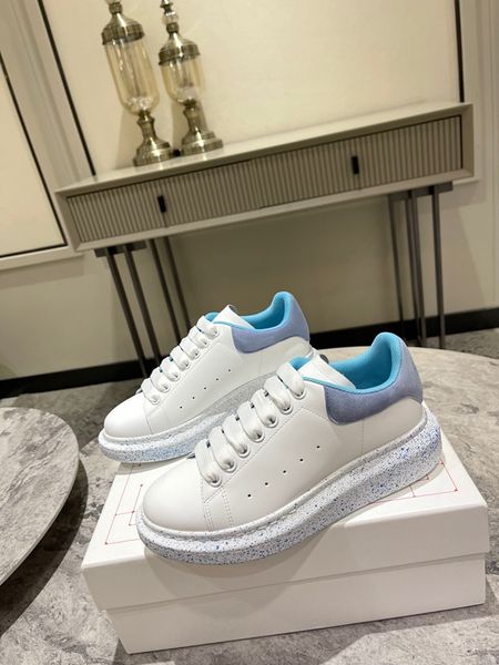 

2023 designer woman platform sneaker shoes indentations high quaitly sandal slipper shoe canvas classic man trainer size35-45 0418, Black