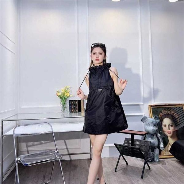 

24% off family spring/summer new product classic nylon triangle letter trendy cool loose hooded sleeveless versatile dress, Black;gray