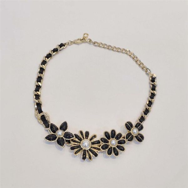 

2022 luxury quality charm pendant necklace with black enamel color and genuine leahter in 18k gold plated have box stamp ps4446a216q, Silver