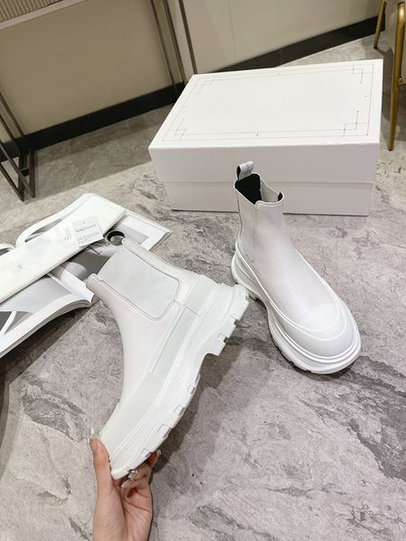 

2023 luxury boots brand platform shoes female trainers women sport sneakers ladies white chunky sneaker size35-45 0418, Black