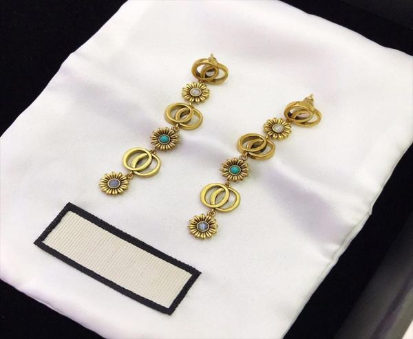 

fashion earring designer flower accessories and letter sign luxury earrings for woman lady ear studs engagement jewelry qualit6625563, Silver