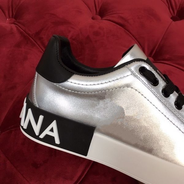 

2023new womens designer dunks running shoes fashion black white leather platform shoe massage outdoor air sports trainers breathable designe