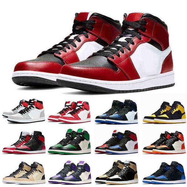 

2020 mid chicago black toe 1 jumpman 1 1s mens womens basketball shoes og light smoke grey game royal new love trainers sneakers