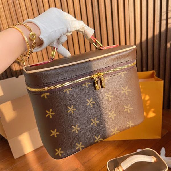 

Fashion Louisity Flowers Cosmetic Bag Deluxe Letter Handbags viutity Classic Designer Bag Interior Large Capacity Shoulder Bags Multi Occasion Use Free Shipping, Ivory
