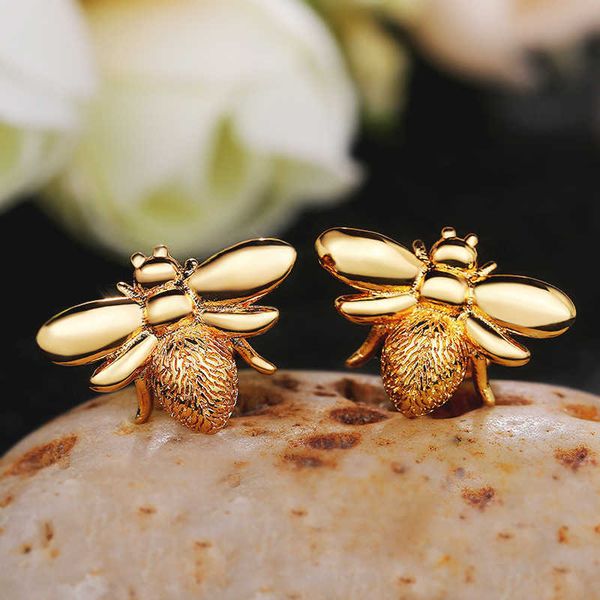 

charm creative fly bee ear stud earrings for women girls gold/silver color cute insect animal earrings charm bridal wedding jewelry w0422, Golden