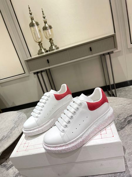 

designer sneakers calfskin casual shoes reflective shoes vintage suede leather trainers all-match stylist sneaker patchwork leisure shoe 041, Black