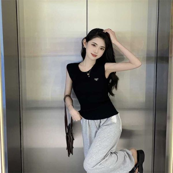 

24% off family spring/summer new casual simple triangle sleeveless knitted slim fit tank top, White