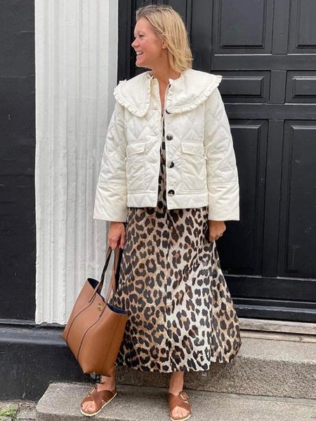 

leather women parkas 2022 winter new casual ruffled big lapel jacket solid color cotton short coat, Black