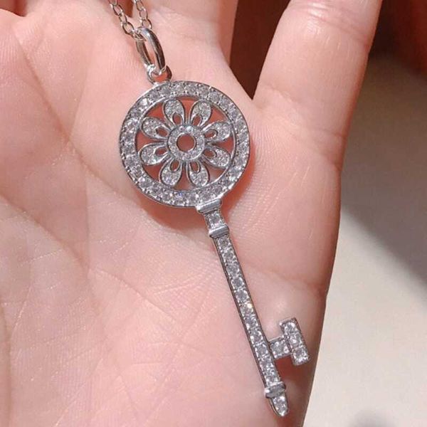 

brand original tiffay key necklace 925 sterling silver plated 18k jinti family sunflower flower sweater chain precision high edition
