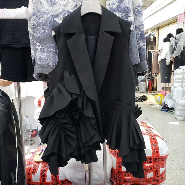

vests 2022 spring summer new outerwear irregular layered ruffles design loose fashion black blazers vest women ruched casual waistcoat, Black;white