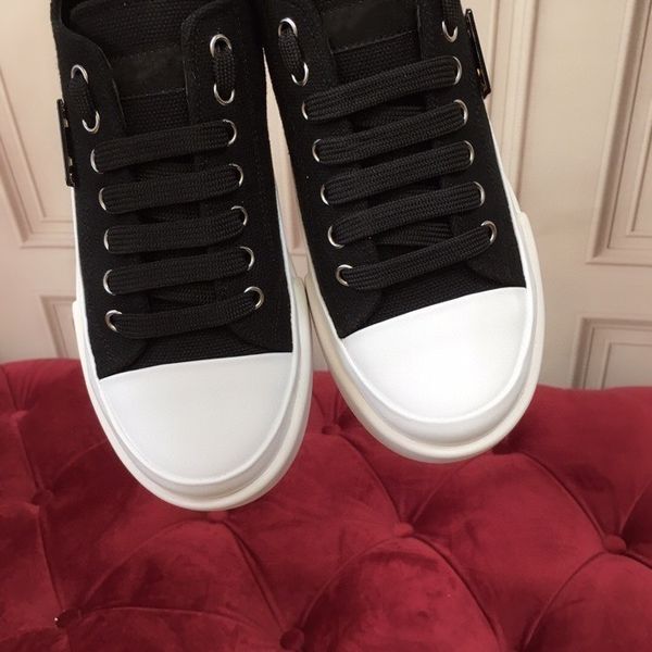 

r dunks running shoes womans fashion black white leather platform shoe massage outdoor air sports trainers breathable designer sneakers