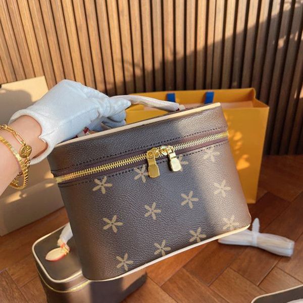 

Women Fashion Louisity Cosmetic Bag Deluxe Letter Handbags viutity Classic Designer Bag Interior Large Capacity Shoulder Bags Multi Occasion Use, C1-14cm