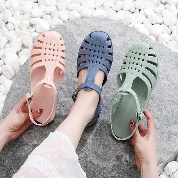 

sandals 2022 new flat women sandlas hollowcarved design fashion comfortable outdoor sports beach cool slippers soft sole shoes j230422, Black