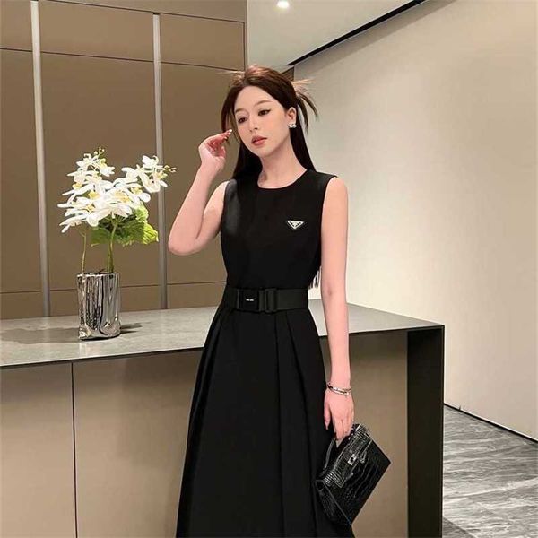 

20% off family spring/summer new elegant style classic triangle sleeveless belt long dress on chest, Black;gray