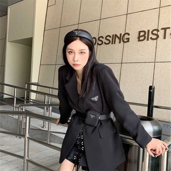 

22% off family spring new women's suit coat original triangle foreigner belt small bag, White;black