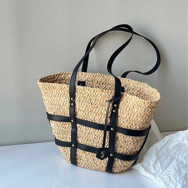 

shoulder bag designer new straw handbag shopping bag design exquisite, with retro atmosphere, popular summer beach bag khaki straw and leath