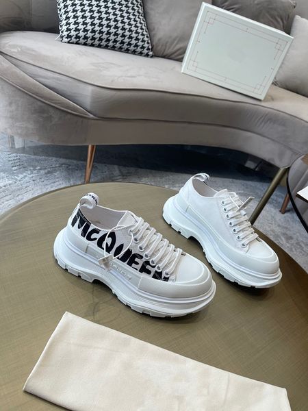 

casual shoes designer leather lace up plate-forme men fashion platform sneakers white black mens womens luxury velvet 0418