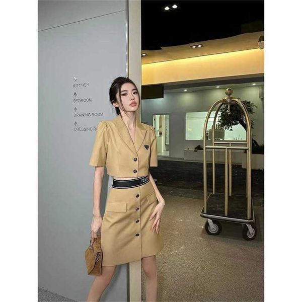 

22% off family spring/summer new triangle short sleeve suit+rubber band waist foreigner advanced set, White