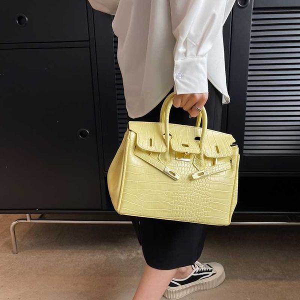 

designer bag tote bag herms birkin crossbody bag single shoulder bags fashion bags largecapacity bag womens bag in summer versatile new fash