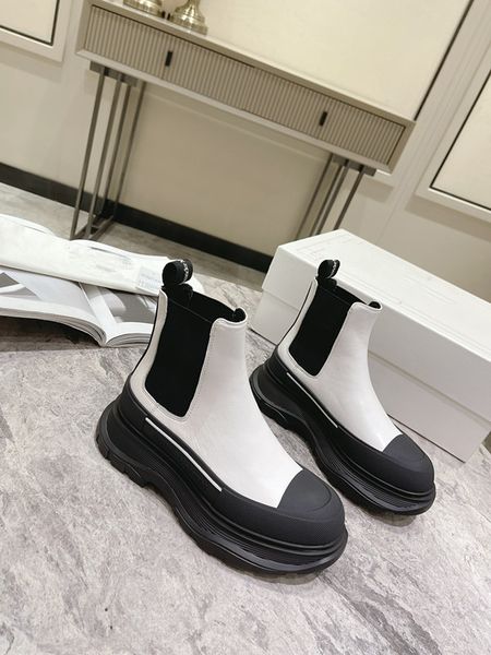 

designers oversized mens casual shoes velvet espadrilles train white black leather women flats lace up platform alexanders increased queens