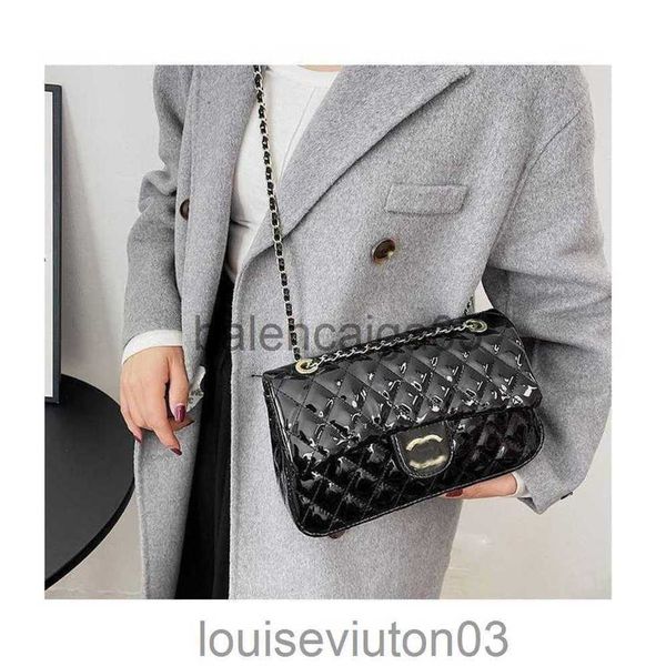 

designer channel bag tote shoulder handbag crossbody bag luxurious fashion new single shoulder chain square makeup messenger bag