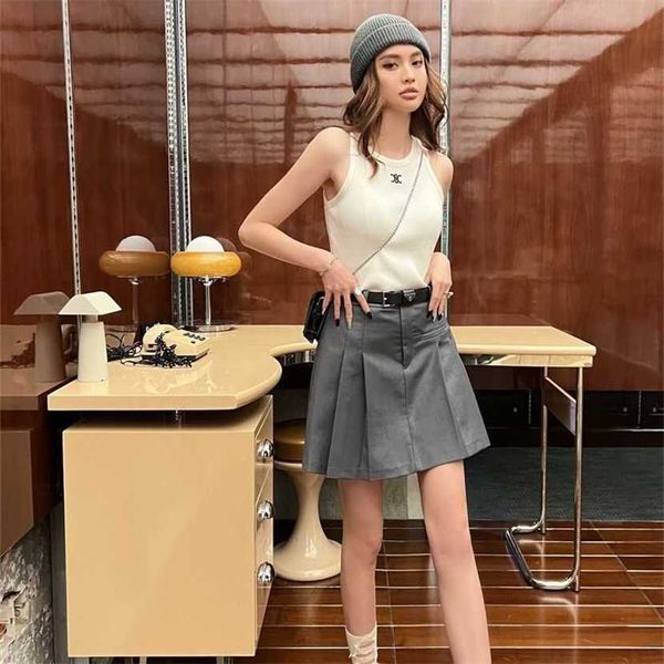 

24% off family spring/summer new product western style triangle slim and versatile waist a-line pleated short skirt, Black