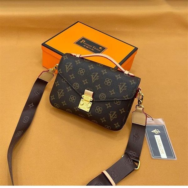 

luxurys designers crossbody bag women handbag pochette messenger bags oxidizing leather metis elegant shoulder bags crossbody bag 279q