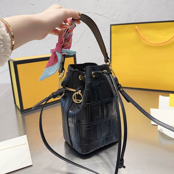 

designer bags bucket crossbody women baguette bag leather shoulder handbag ladies purses simple plain messenger tote bags