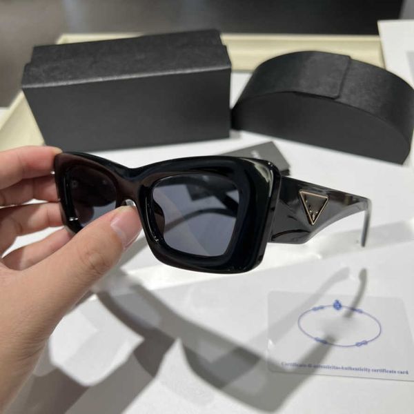 

Fashion Pradd cool sunglasses designer Men's Box P Family Large Frame Face Covering Cat Eyes Ultra Light Glasses Show Style Women
