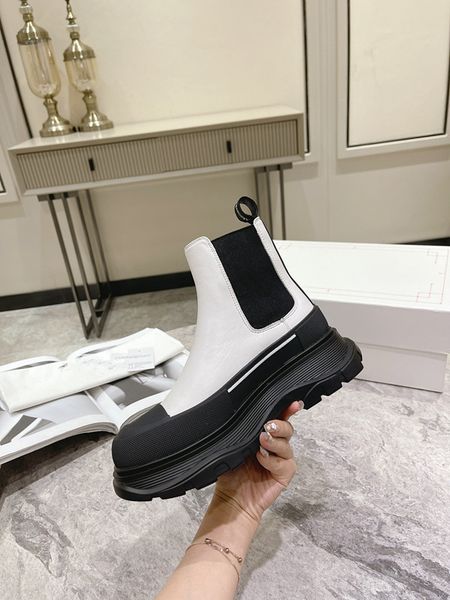 

2023 designer womens mens casual shoes fashion flowers genuine leather patchwork trainers sneakers runway 0418, Black